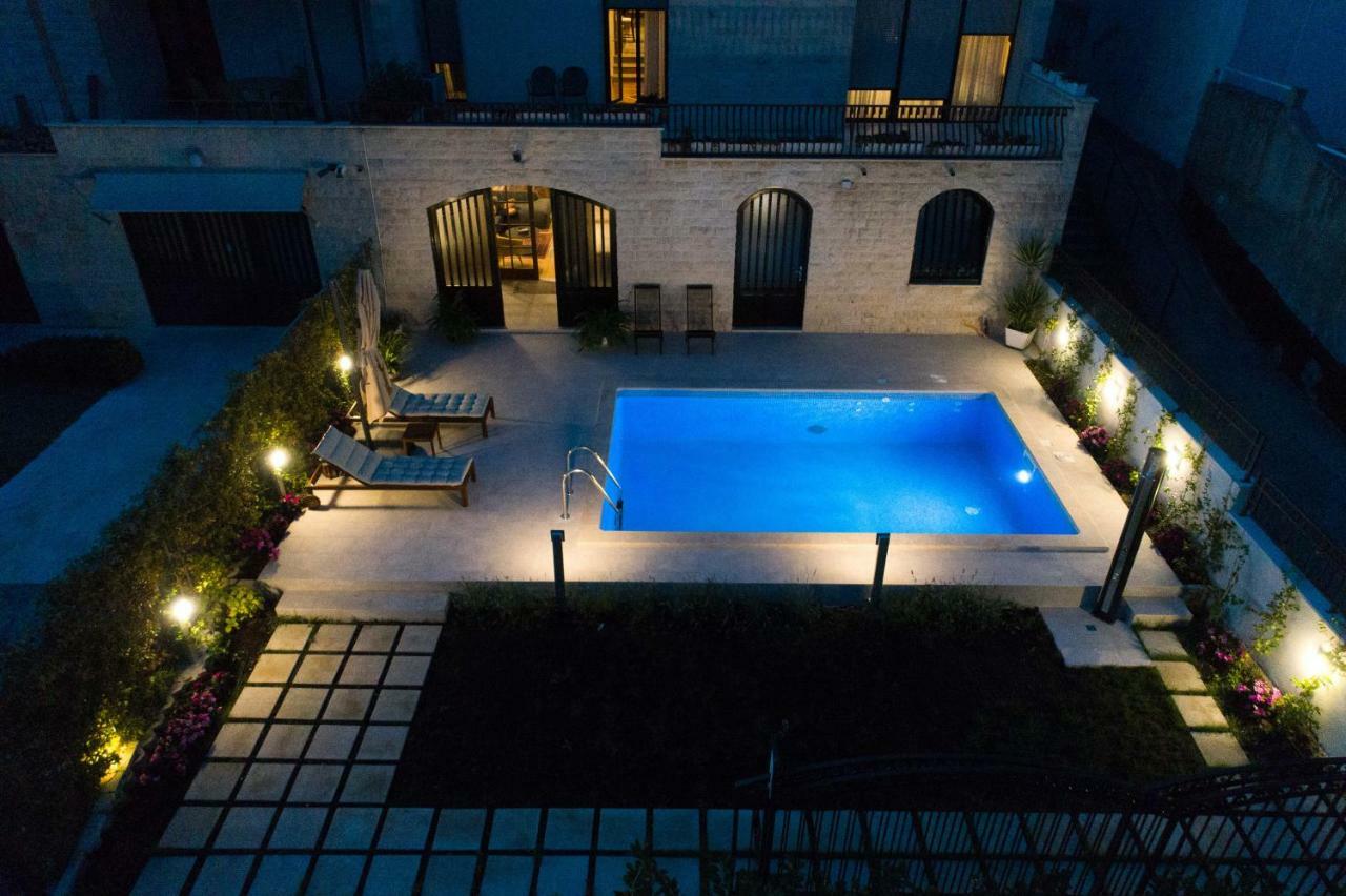 Melody M Apartment With Private Pool Split Exterior photo